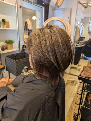 ショート カラー 椎橋 美帆野のヘアスタイル