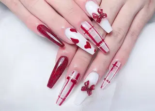 ネイル 🎀M nails✨ ビューティーのネイルデザイン
