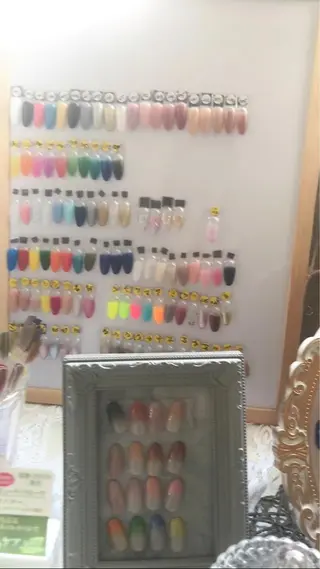 ネイル 冨澤 ひろみのネイルデザイン