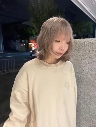 セミロング レイヤーカット/ ダブルカラーサクライのヘアスタイル