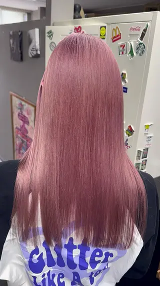 ロング カラー ヘアアレンジ ホワイトカラー/ ピンクベージュにったのヘアスタイル