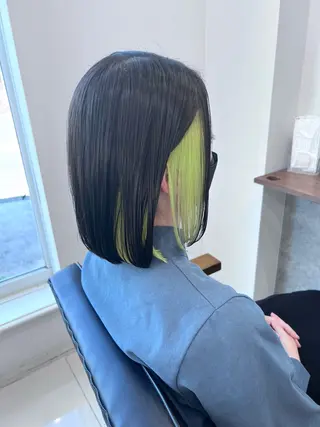 ミディアム カラー VIRAL ヴァイラルのヘアスタイル