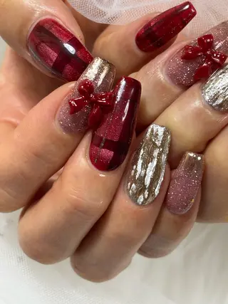 ネイル Feliz 楽しいネイルサロンのネイルデザイン