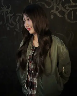 ロング 岩下昂世/ ハイトーン/デザインのヘアスタイル