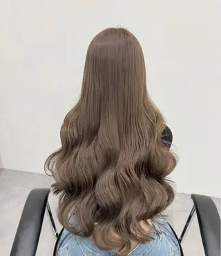 ロング カラー 川元 春奈のヘアスタイル