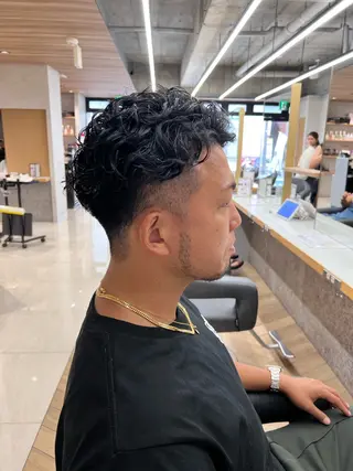 ショート パーマ メンズ 🏅メンズ特化 ヤマクラ タイキのヘアスタイル