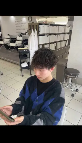 メンズ 成瀬スパイラル パーマ清水大隼のヘアスタイル