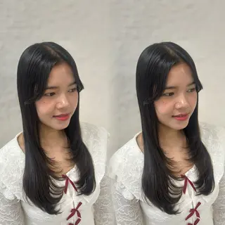 ロング ベージュ/つや髪/ レイヤー／ゆいなのヘアスタイル