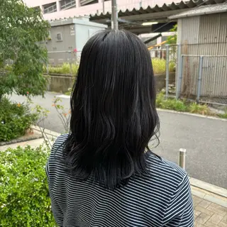 カラー しおり🍬 KOKORO🤍のヘアスタイル