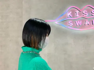 ショート カラー B E C H I C O〔べち子〕のヘアスタイル