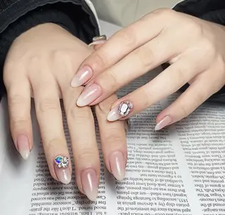 ネイル Queen's ゆなのネイルデザイン