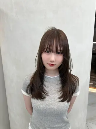ロング カラー 韓国風レイヤーカラー ライムのヘアスタイル