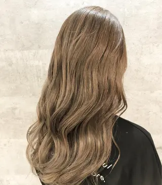 ロング カラー 髪質改善で 憧れの潤艶美髪にのヘアスタイル