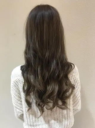 ロング カラー 有働 直広のヘアスタイル