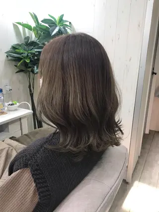 ミディアム ネモトメイナ🌿 今月末で退職しますのヘアスタイル