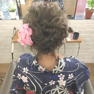 ショート カラー ヘアアレンジ 薬院:今泉/上川美幸 ボブ/顔周りレイヤーのヘアスタイル