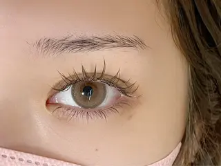 マツエク・マツパ HEROINE   eyelash &eyebrow所属・堀田 寛子の眉毛・アイブロウイメージ