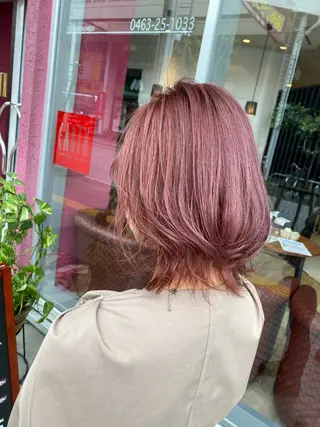 ショート カラー デザインカラー✨新倉 佑奈のヘアスタイル