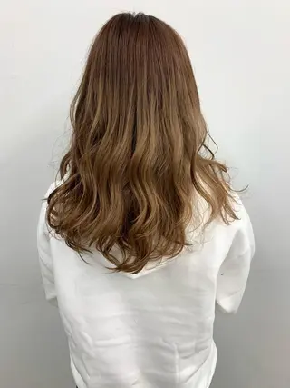 ミディアム leben serikaのヘアスタイル
