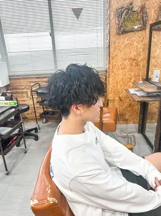 ショート パーマ メンズ かんばら りょーいのヘアスタイル