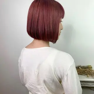 ショート カラー stylist店長 岡本真依のヘアスタイル