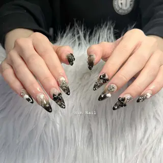 ネイル HIN NAILのネイルデザイン