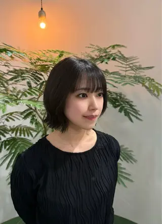 ショート ミカ/名駅/レイヤー /ブリーチなしカラーのヘアスタイル