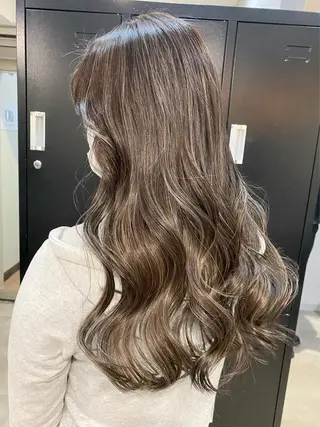 ロング KYOKO 【Bear】のヘアスタイル