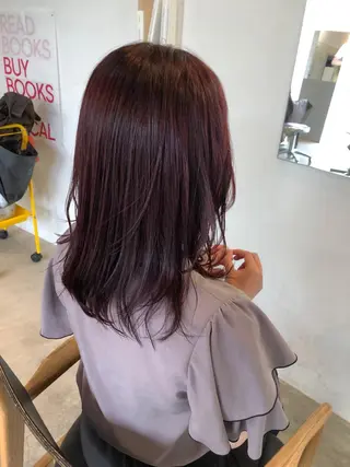 カラー 竹内 絢香のヘアスタイル