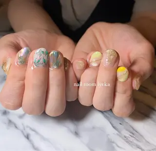 ネイル ﾈｲﾙﾙｰﾑﾘｯｶ 𝐦𝐚𝐲𝐮のネイルデザイン