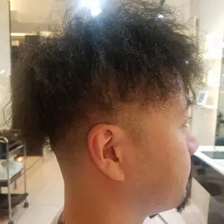 ミディアム パーマ メンズ 内村 純也のヘアスタイル