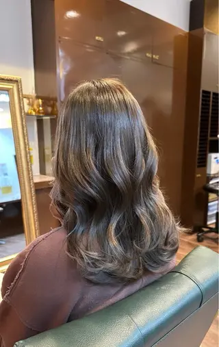 ミディアム カラー ハイトーン/デザイン カラー/大輔のヘアスタイル