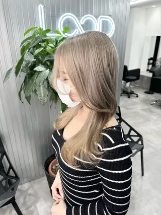 セミロング カラー LOOP hairのヘアスタイル