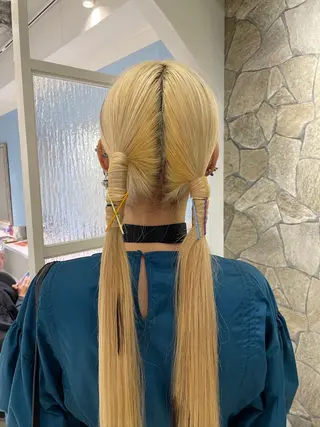 ロング デザインカラー/ ヘアアレンジ/りりかのヘアスタイル