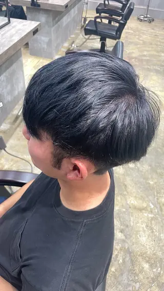 メンズ ニュアンスカラー/ 🫧レミ(坊主)のヘアスタイル