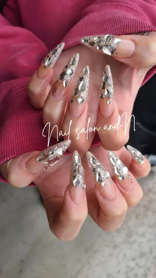 ネイル and Nのネイルデザイン