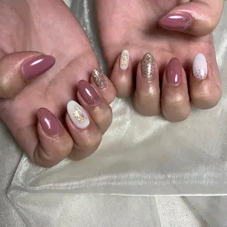ネイル 里見 麗のネイルデザイン