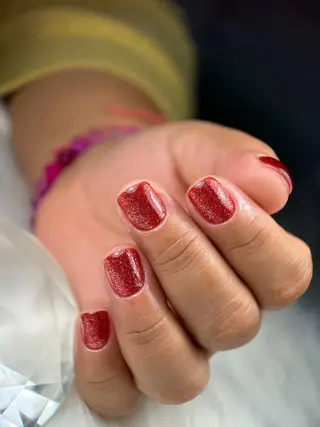 ネイル ナオネイルサロン所属・オトヤ ナオミのネイルデザイン