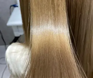 ロング パーマ 目見田 茜のヘアスタイル