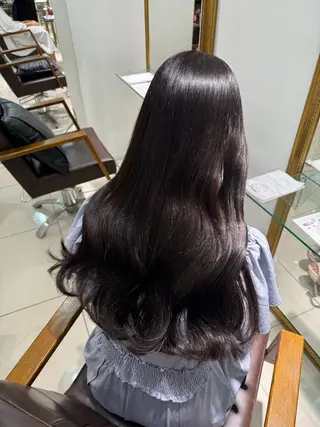 ロング カラー ヘアアレンジ 透明感カラー ai🫧🪞のヘアスタイル