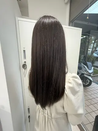 セミロング カラー 沖部 蓮のヘアスタイル