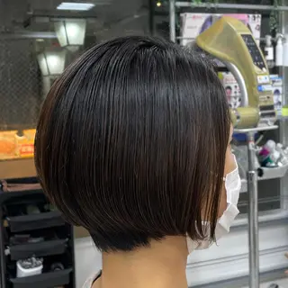 ショート 藤原 亜美🤍のヘアスタイル