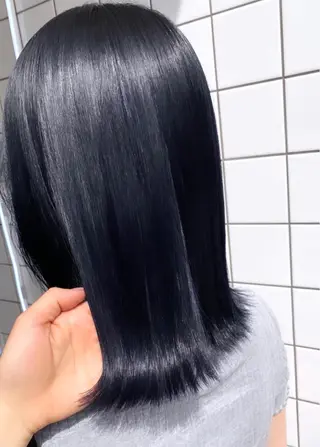 ミディアム カラー けいこ🍊ニュアンス ネイル/個性派ネイルのネイルデザイン