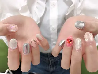 ネイル mano nella manoのネイルデザイン