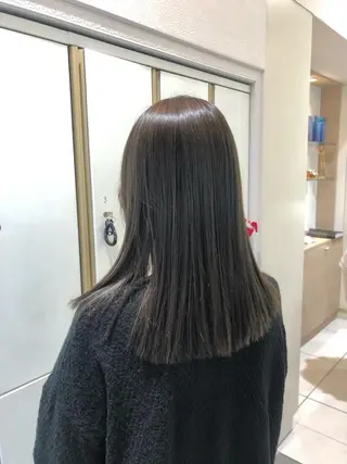 ロング カラー 渕向 克海のヘアスタイル