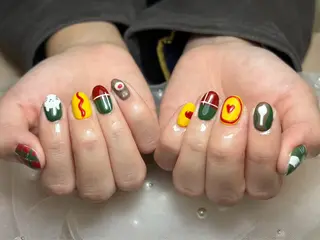 ネイル Chiara 長さだしのネイルデザイン