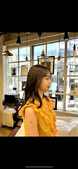 セミロング カラー りこ 11/4空きありのヘアスタイル