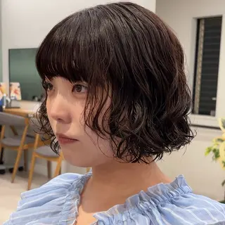 ショート 盛れる透明感カラー・ momokaのヘアスタイル