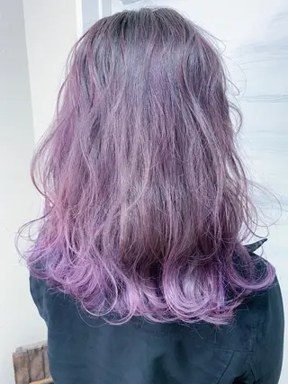 ミディアム カラー BOX mico.のヘアスタイル