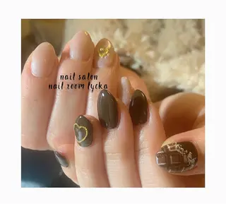 ネイル ﾈｲﾙﾙｰﾑﾘｯｶ 𝐦𝐚𝐲𝐮のネイルデザイン